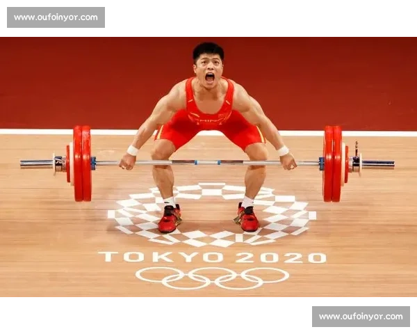 世界举重焦点大战今晚开启两代冠军正面交锋争夺总成绩纪录 世界举重焦点大战今晚开启两代冠军正面交锋争夺总成绩纪录