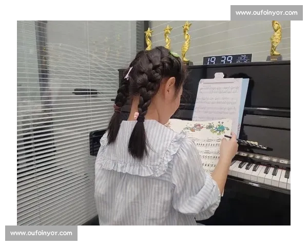 儿童钢琴比赛礼仪与规范：为孩子们的音乐之路铺设美好起点